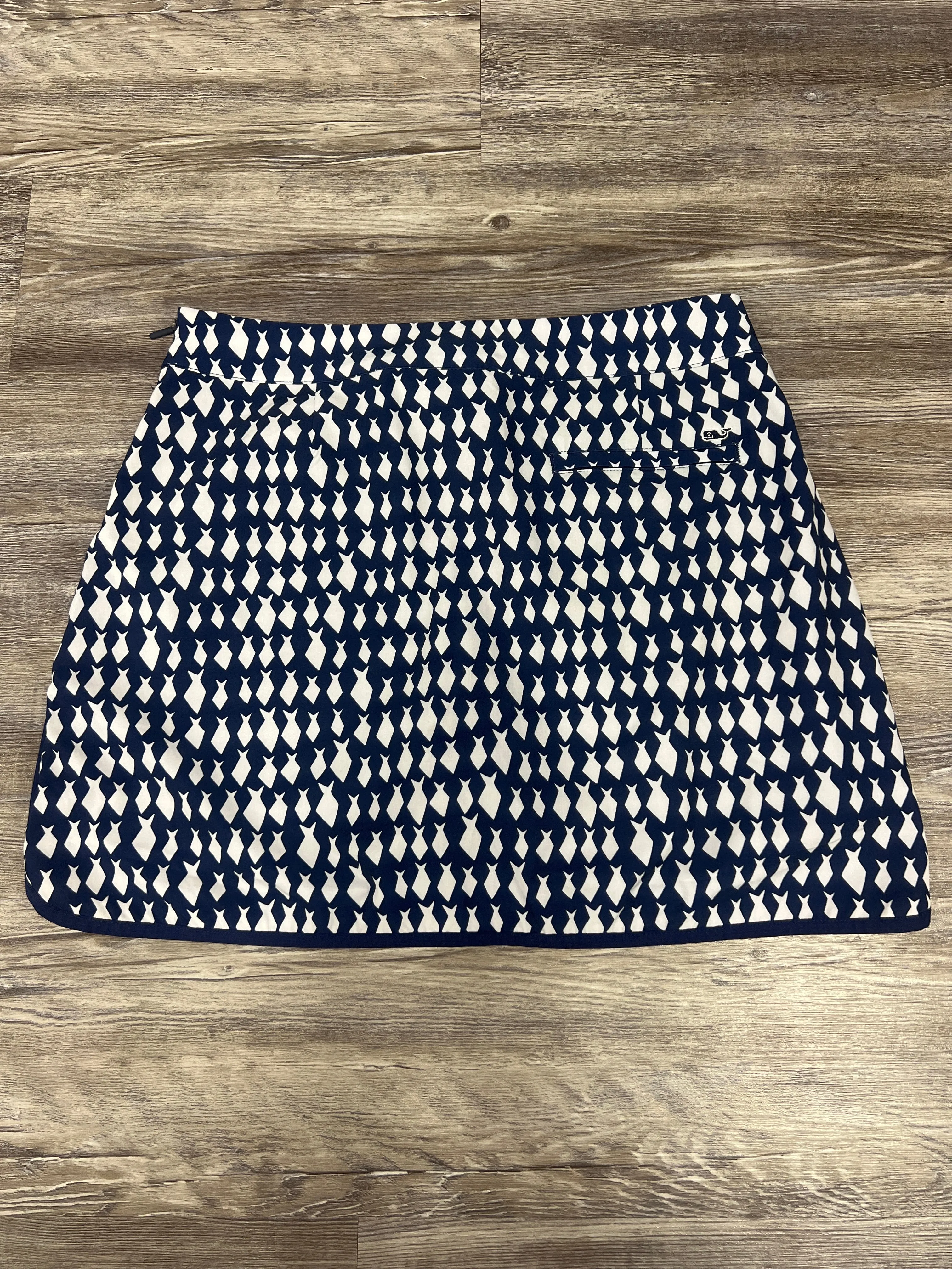 Athletic Skort By Vineyard Vines In Blue & White, Size: 10
