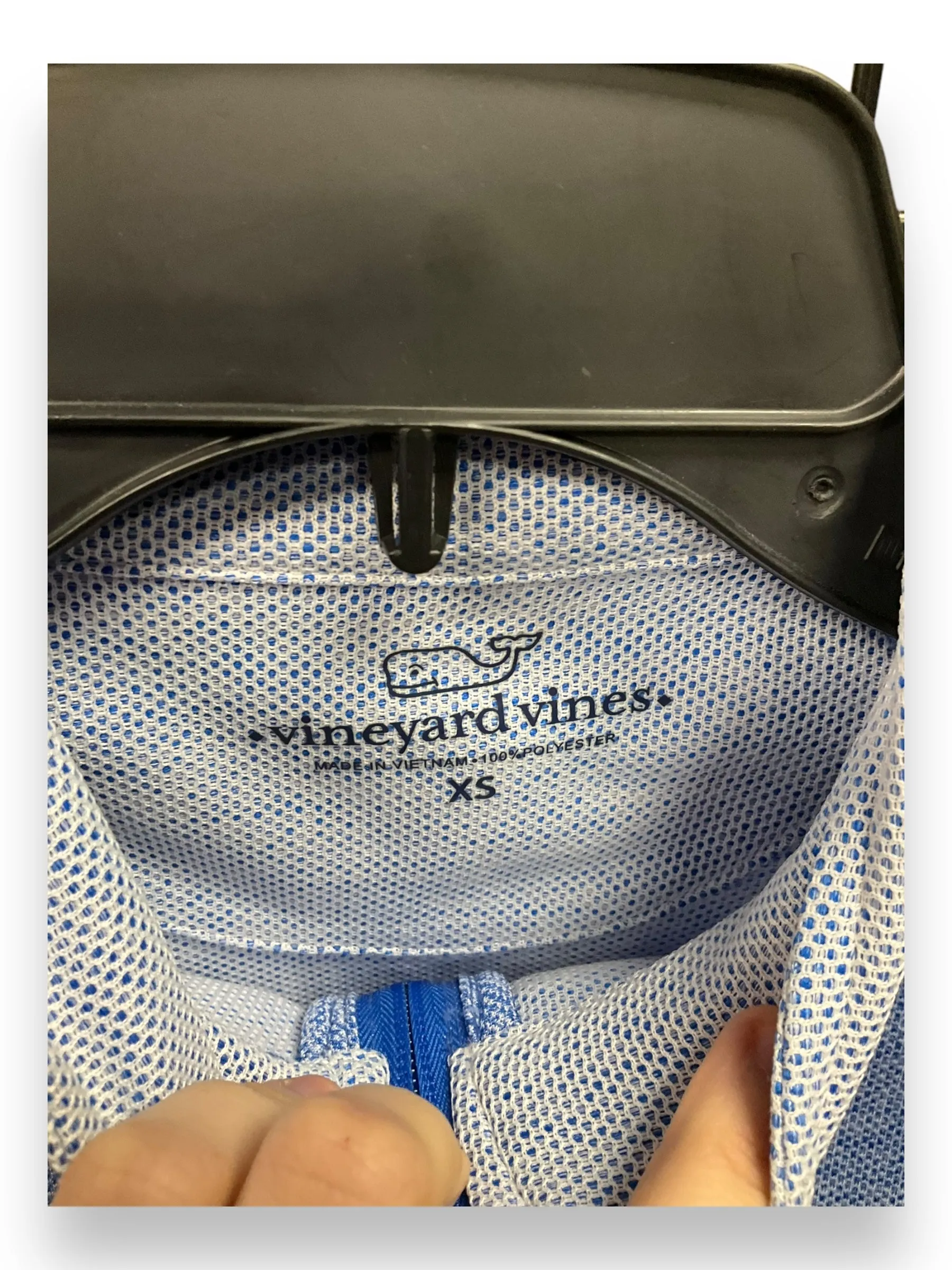 Athletic Top Long Sleeve Collar By Vineyard Vines In Blue, Size: Xs