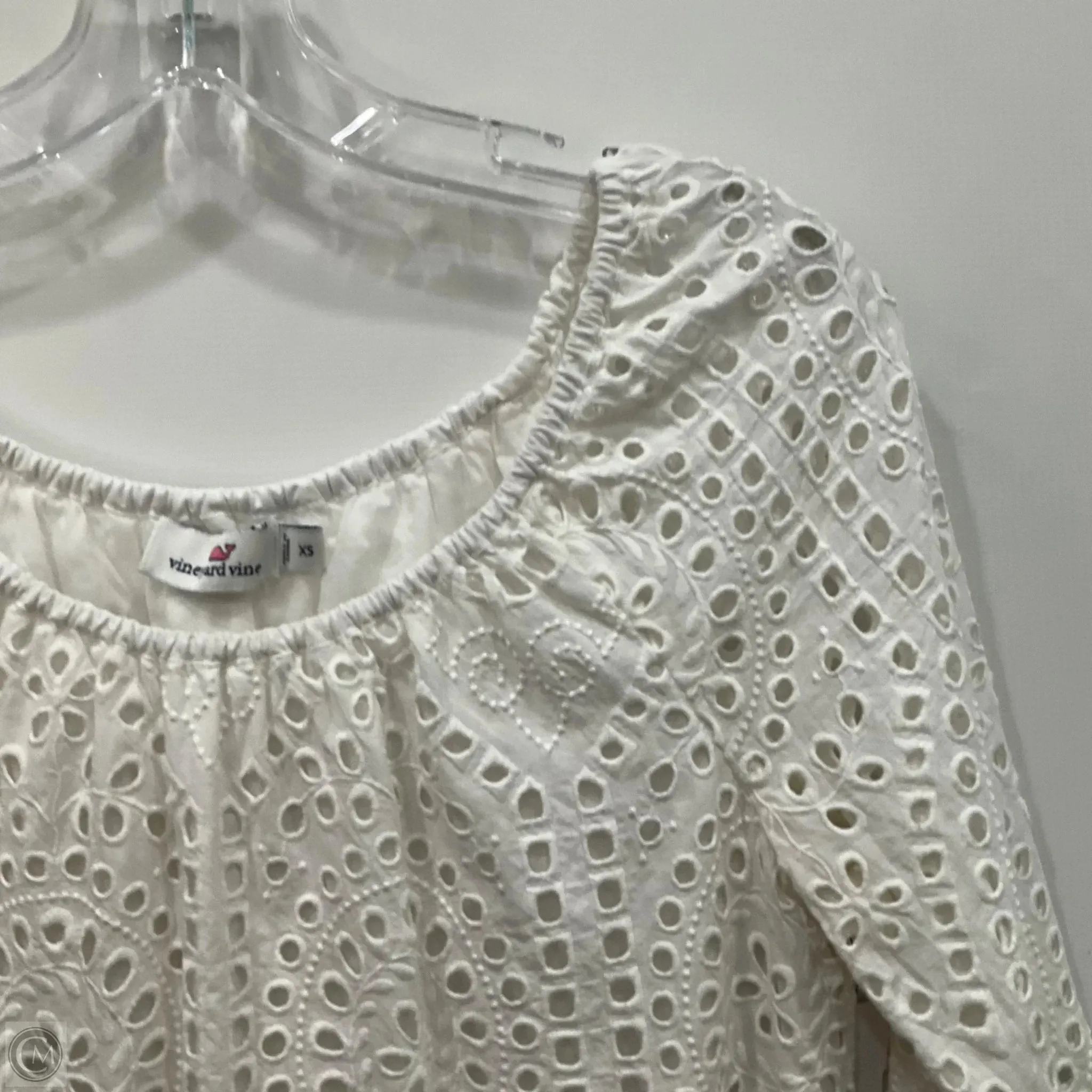 Top Long Sleeve By Vineyard Vines In White, Size: Xs